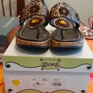 Brown/Gold Sequin Sandal sz 5.5